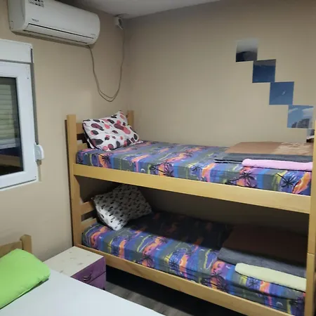 דירה Day Off אלכסינץ